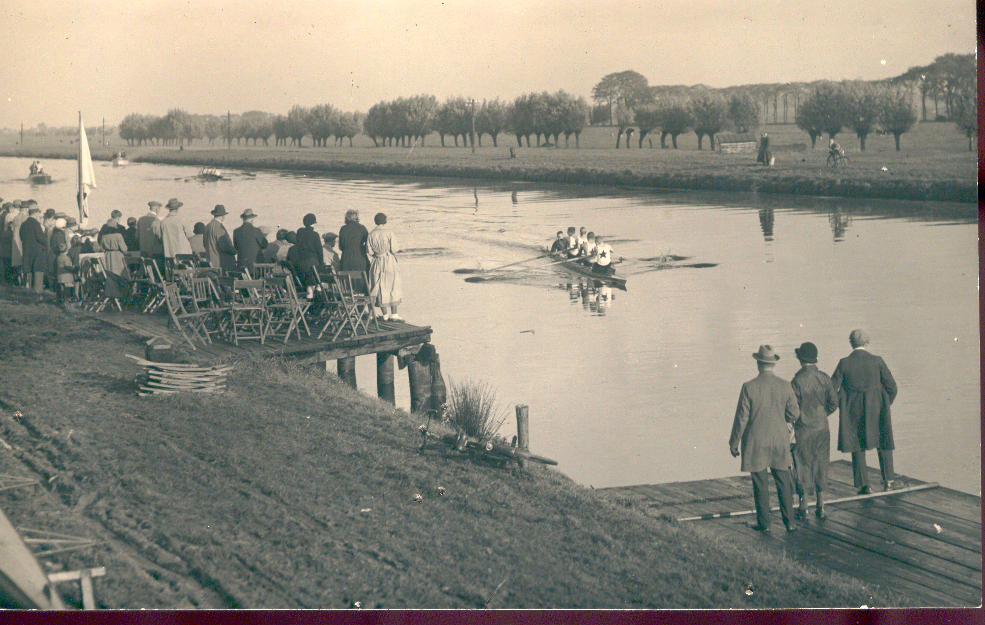 1933 Aegir Hunze.png